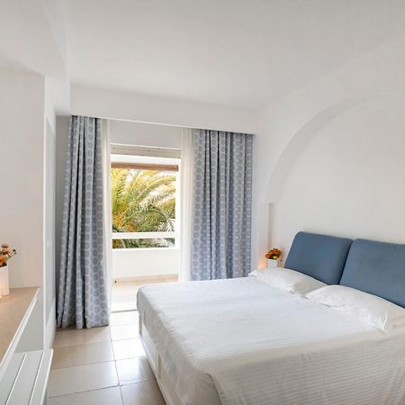 Ostuni A Mare Hotell Exteriör bild