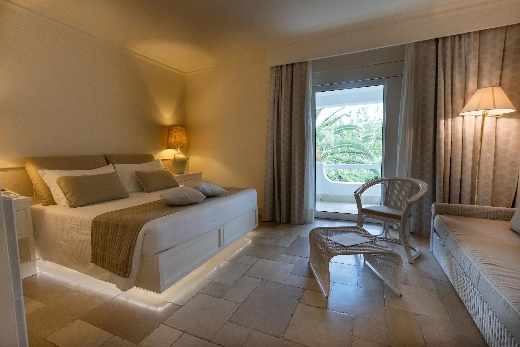 Ostuni A Mare Hotell Exteriör bild