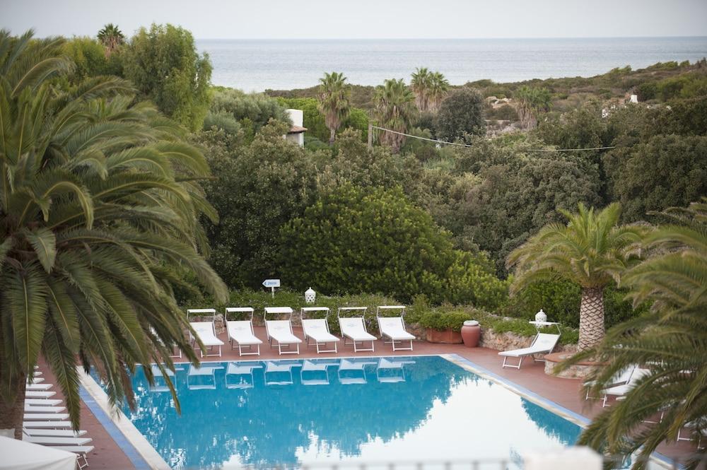 Ostuni A Mare Hotell Exteriör bild