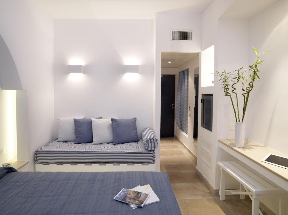 Ostuni A Mare Hotell Exteriör bild