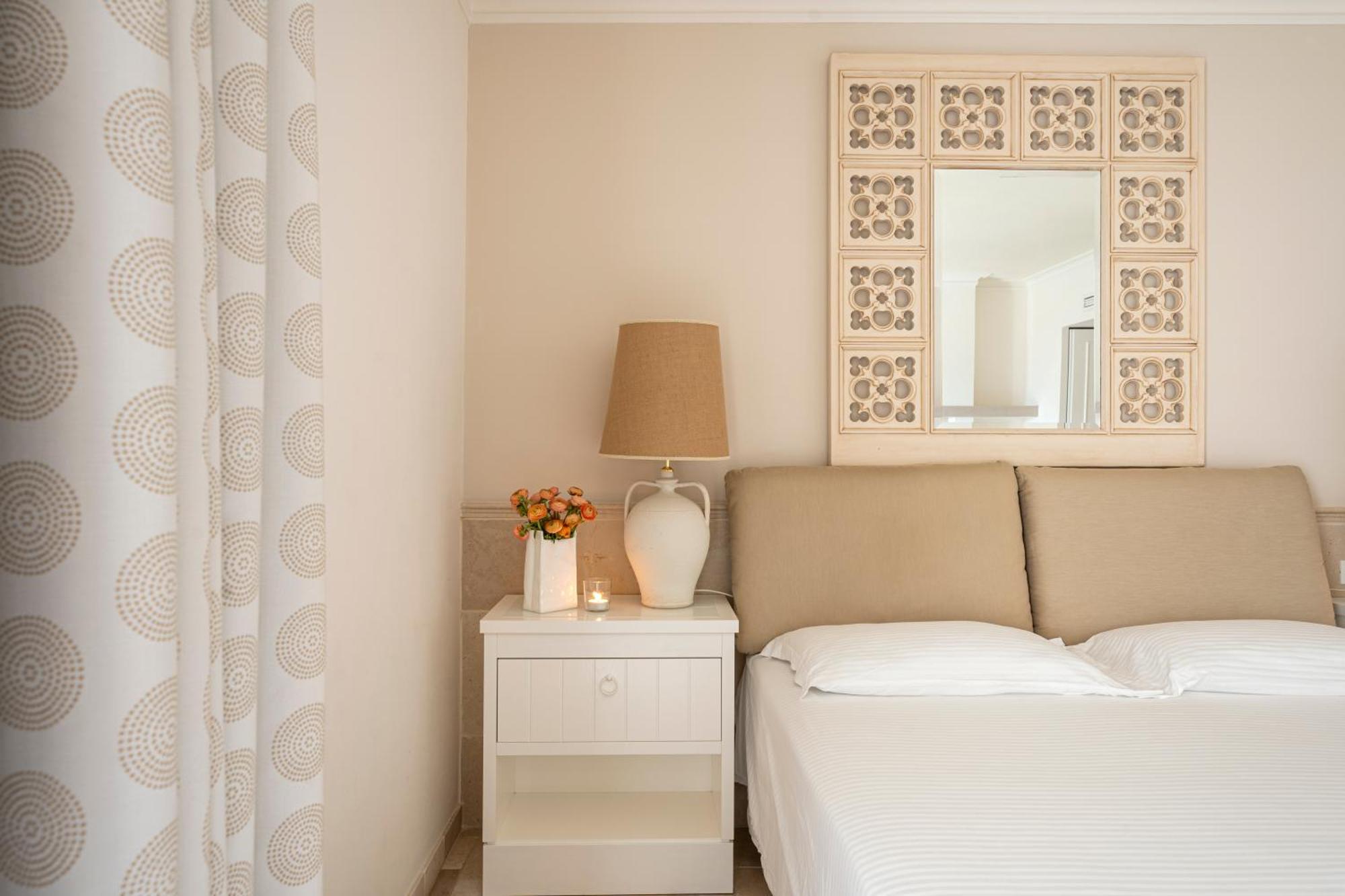 Ostuni A Mare Hotell Exteriör bild