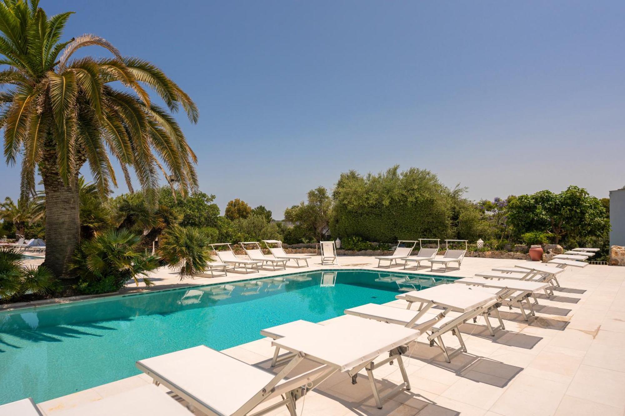 Ostuni A Mare Hotell Exteriör bild