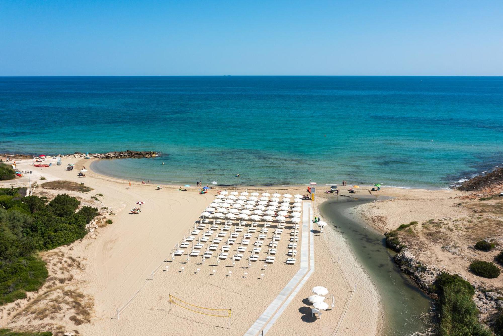 Ostuni A Mare Hotell Exteriör bild