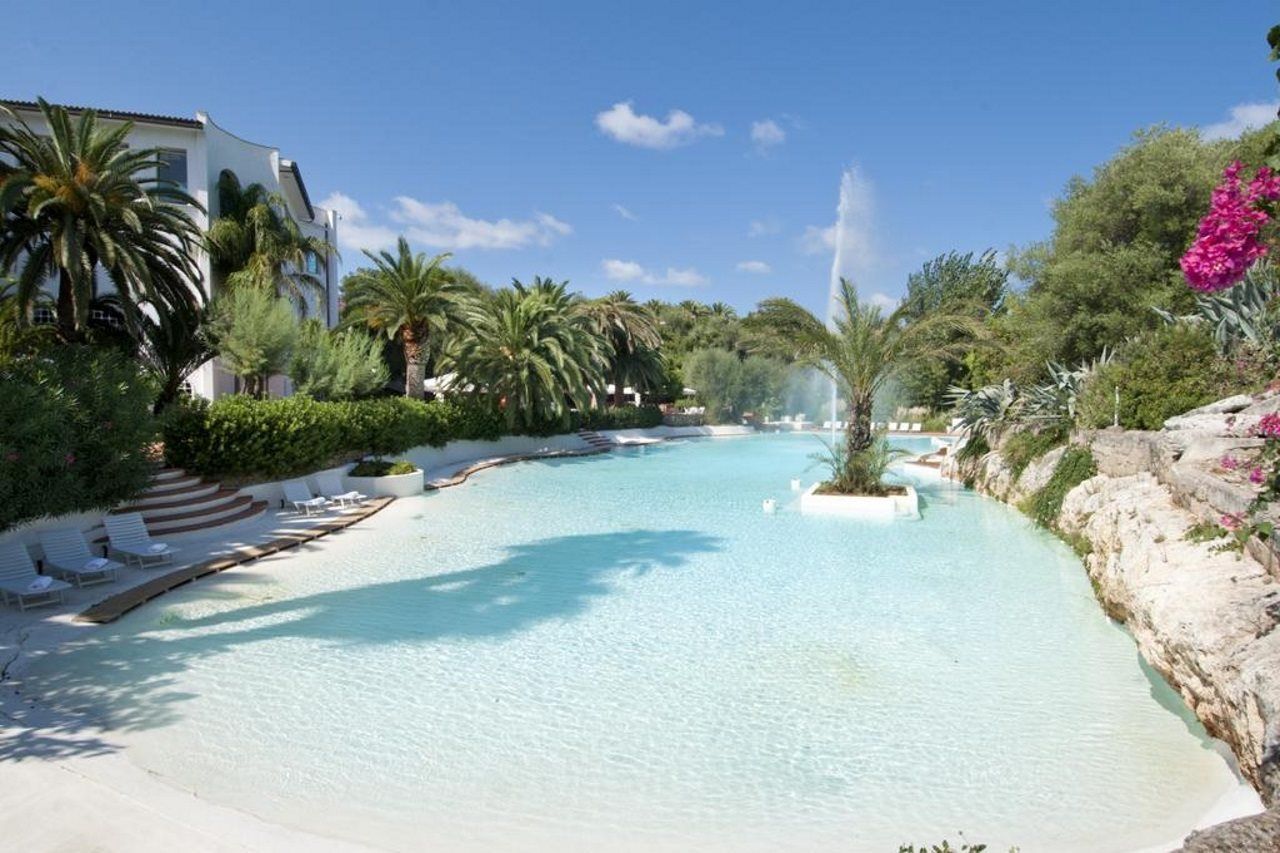 Ostuni A Mare Hotell Exteriör bild